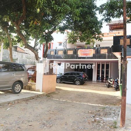 Wisma Suci Syariah Polewali Mandar Mitra Reddoorz Matakali 外观 照片