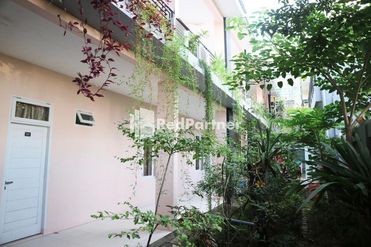 Wisma Suci Syariah Polewali Mandar Mitra Reddoorz Matakali 外观 照片